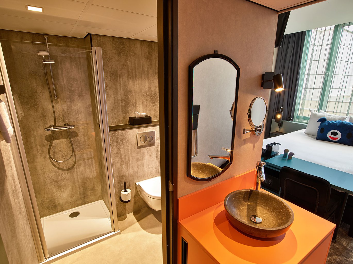 EH---THE-ED-HOTEL-AMSTERDAM---DOUBLE---BADKAMER---1.jpg