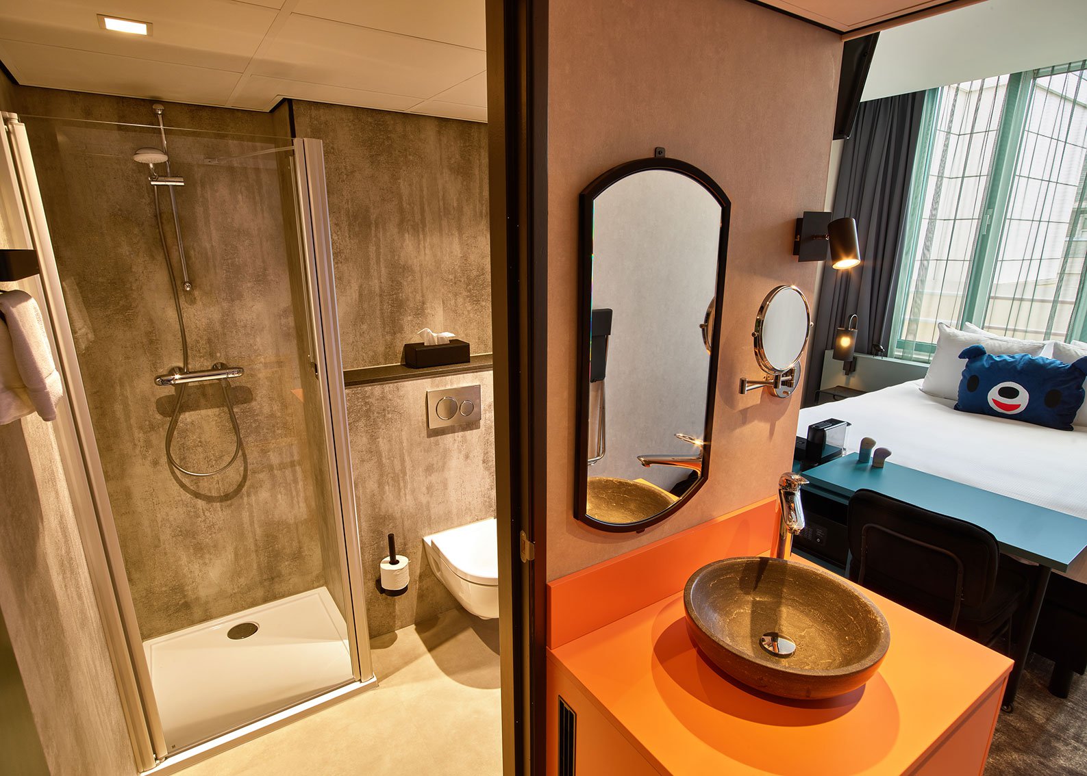 EH---THE-ED-HOTEL-AMSTERDAM---DOUBLE---BADKAMER---1.jpg