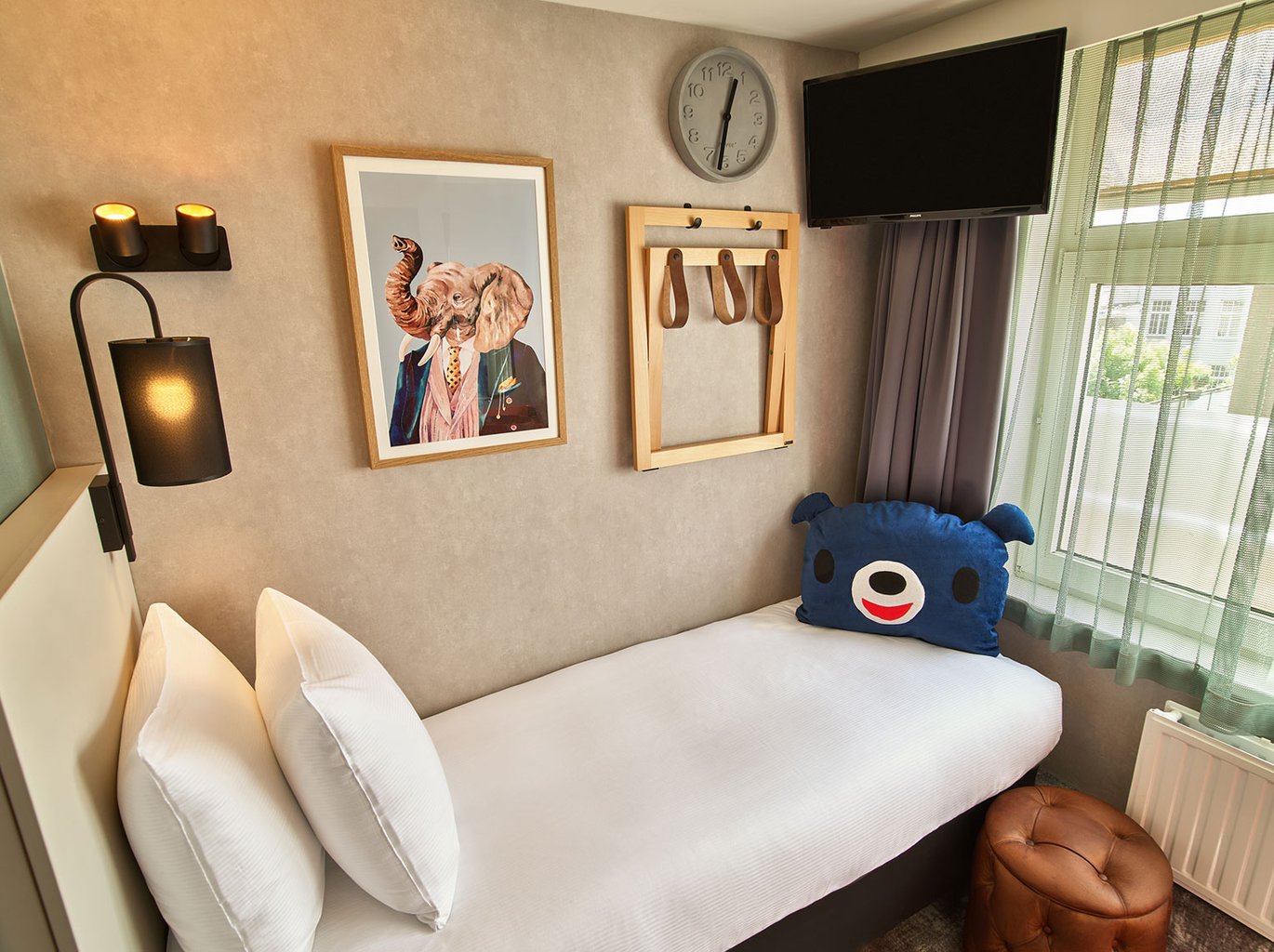 EH---THE-ED-HOTEL-AMSTERDAM---SINGLE---1.jpg