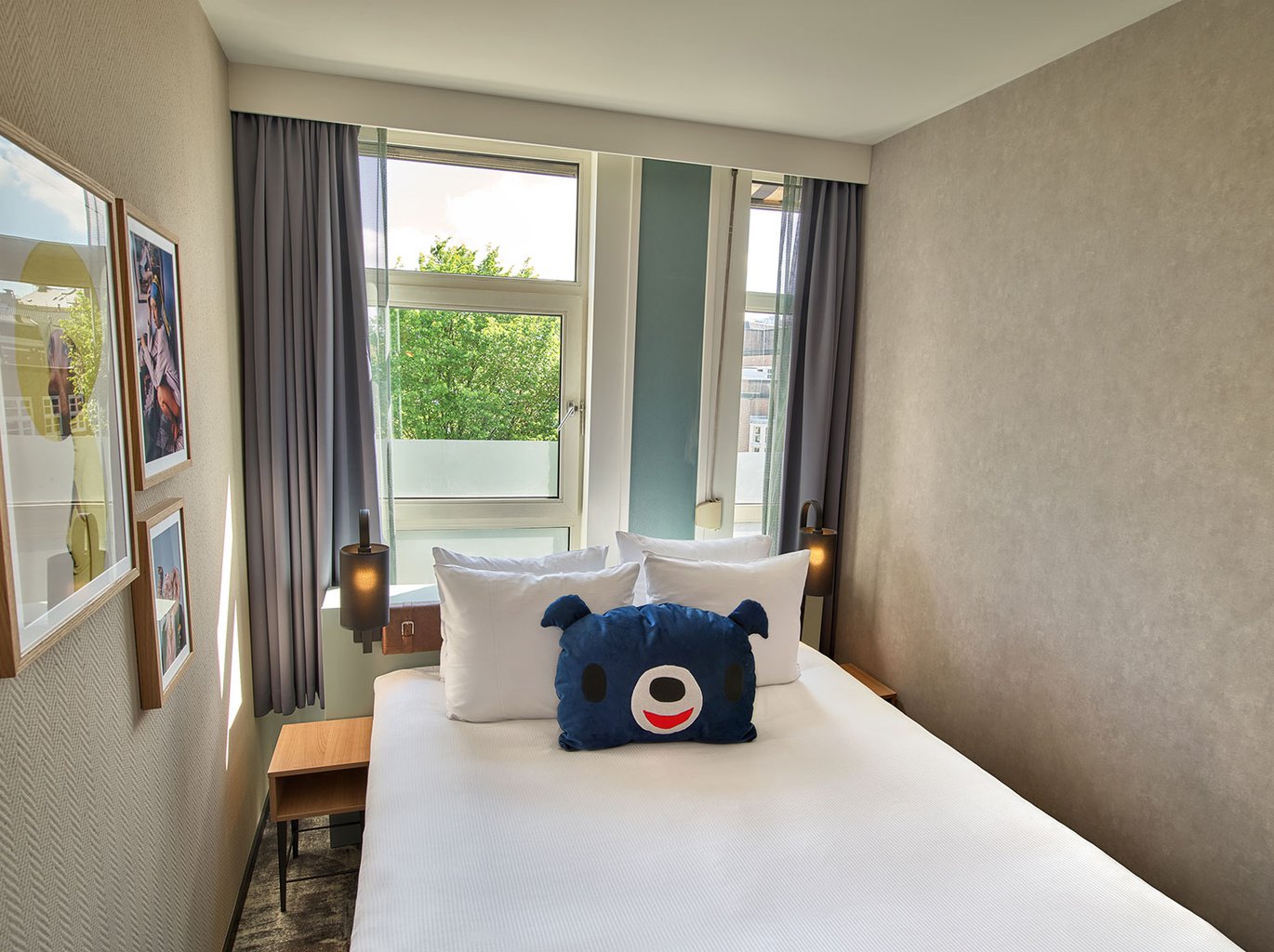 EH---THE-ED-HOTEL-AMSTERDAM---SMALL-DOUBLE---4.jpg